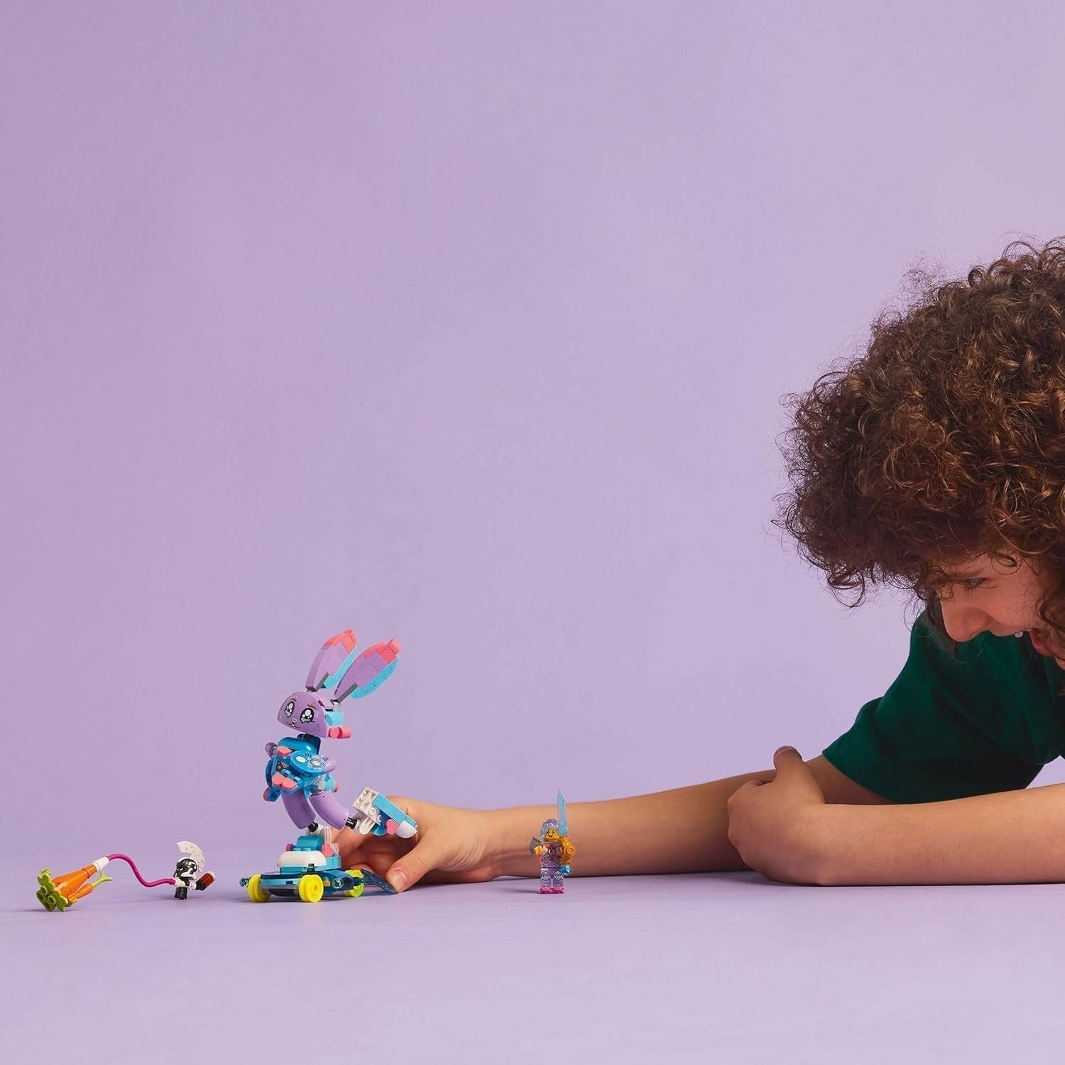 LEGO Dreamzzz Izzie en Bunchurro The Gaming Bunny, speelgoed voor kinderen vanaf 7 jaar, 2-in-1 speelset met heldenminifiguur en Cyberling voor een fantasierijke speelervaring 71490 Bouwsets Besuche den LEGO-Store
