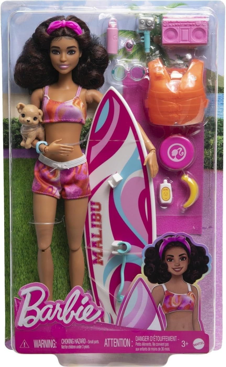 Barbie Surfer-pop met surfplank en handvat, handdoek en radio voor strandavonturen en verhalen, clips en enkelbandje voor realistisch surfen, vanaf 3 jaar HPL69 Naty Shop moderne poppen