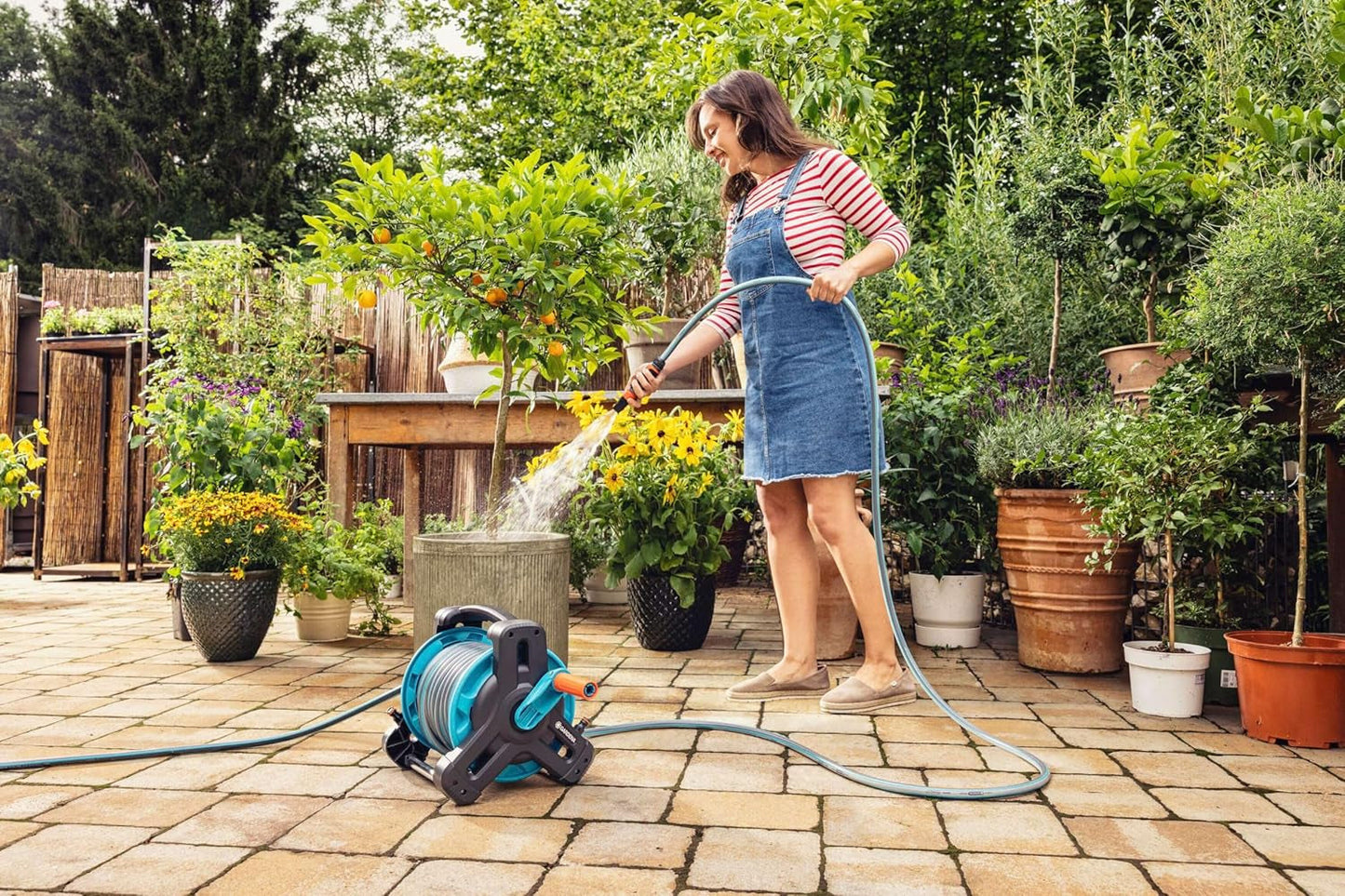 Gardena Classic Slang 19 mm (3/4 inch), 20 m: Universele tuinslang van robuust weefsel, kruisgeweven, 22 bar barstdruk, UV-bestendig, geen systeemcomponenten, 12 jaar garantie (18022-20)