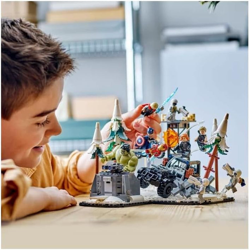 LEGO Marvel Avengers Assemble: Age of Ultron, bouw- en speelset met 8 minifiguren van superhelden zoals Thor, Hulk en Iron Man, bouwspeelgoed voor jongens en meisjes, avonturenset 76291 Bouwsets Besuche den LEGO-Store