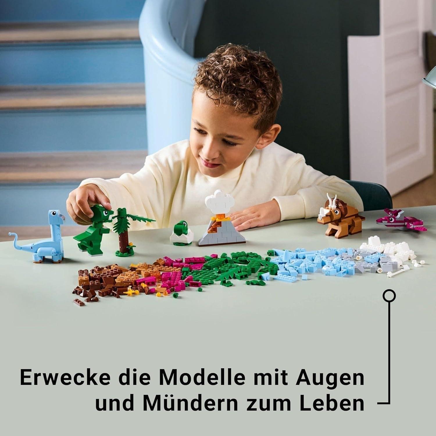 LEGO Classic Creatieve dinosaurussen bouwset met diermodellen en figuren gemaakt van stenen, fantasierijke speelervaring, cadeau voor jongens en meisjes vanaf 5 jaar oud, inclusief T.Rex en Triceratops 11041 Bouwsets Besuche den LEGO-Store