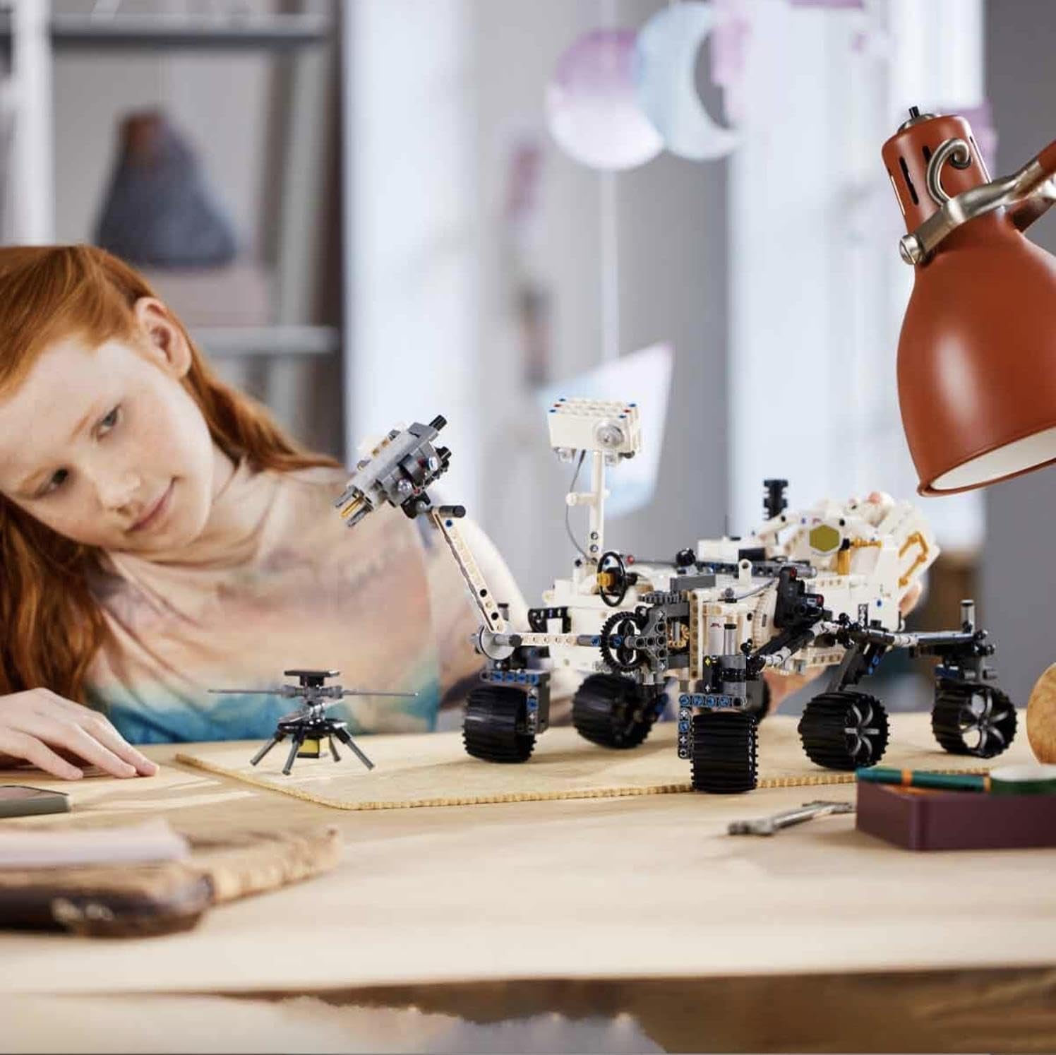 LEGO Space Toy Set 42158 Technic NASA Mars Rover Perserverance met Ar-app, Science-bouwspeelgoed voor meisjes en jongens 10+ bouwsets Bekijk de LEGO-Store