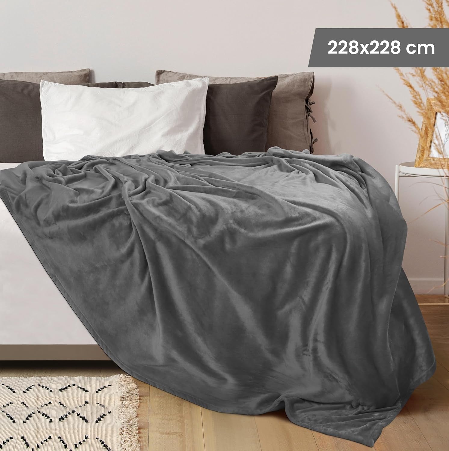 Utopia Bedding Gezellige fleecedeken [228x228 cm, grijs] Zachte, lichte, warme en pluizige deken Comfortabele en ademende deken voor slaapbank, bank, bedden en dekens Besuche den Utopia Bedding-Store