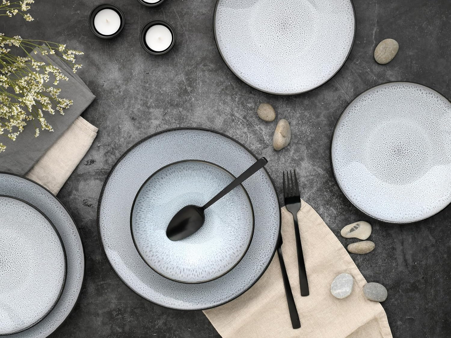 CreaTable, 23964, Serie Malmö, 18-teiliges Geschirrset voor 6 Personen, Teller Set aus Steinzeug, spülmaschinen- en microwellengeeignet, Qualitätsproductie