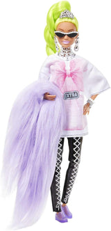 Barbie HDJ44 - Extra Puppe #11 in grote T-shirt en legging met hogere papagaai, extra lang neongroen haar en kapsel, flexibele gelenke, speelcadeau voor kinderen vanaf 3 jaar