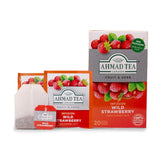 Ahmad Tea - Wilde Aardbei - Cafeïnevrije fruit- en kruidenthee - Aardbei - Smaakverzegelde, individueel verpakte theezakjes met 2 g thee per portie - 20 theezakjes met bandjes
