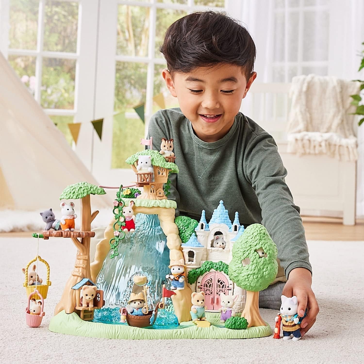Sylvanian Families - 5763 Twee figuren Adventure Explorer Set Melkkat Vader Jongen Dierenfiguur Gedetailleerd speelgoed voor 3 jaar oude Naty Shop-poppen