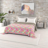 Zomerdekbed met fantasieprint, polyester vulling, bloemblaadjes, 260 x 270 cm