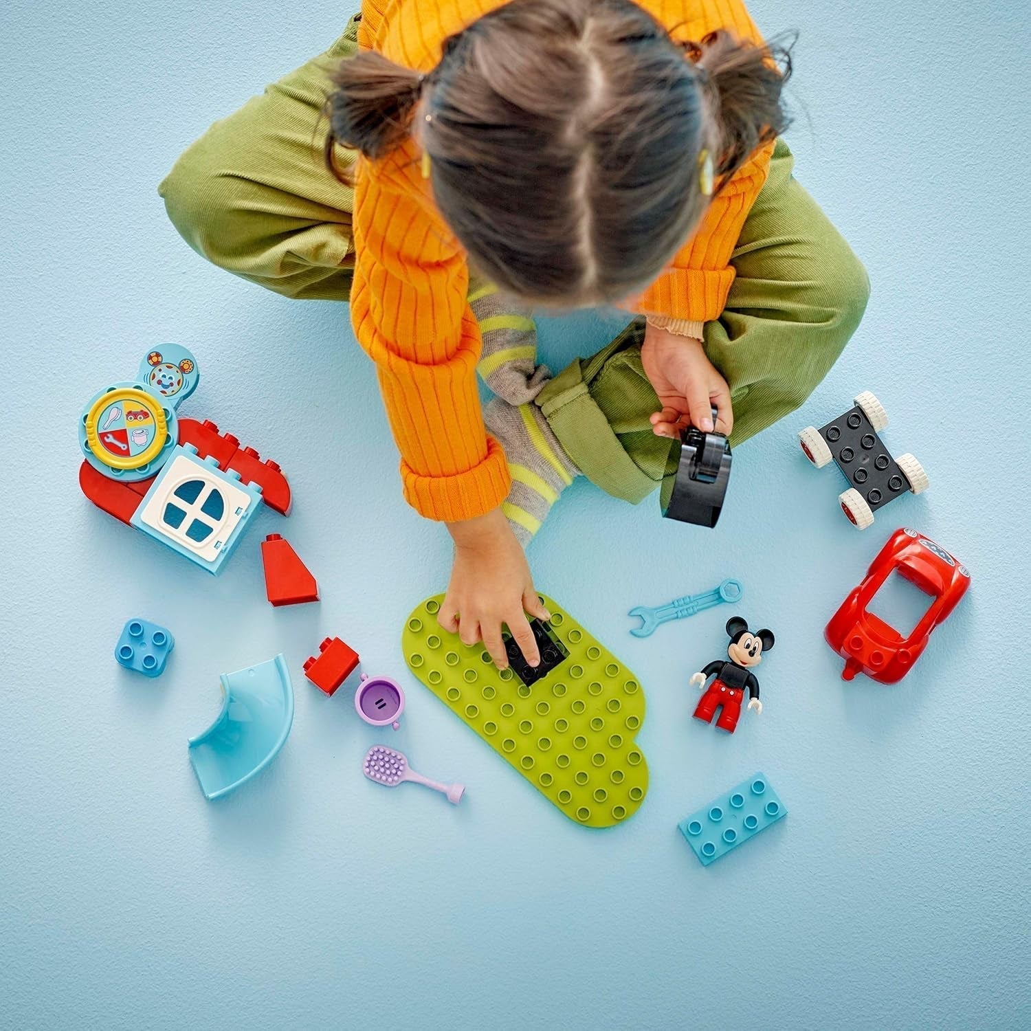 LEGO DUPLO - Disney Mickey's clubhuis en auto - educatief speelgoed voor kleuters - bouwset met 2 minifiguren, waaronder Mickey Mouse en Computer Toodles - cadeau-idee voor jongens en meisjes vanaf 2 jaar 10454 Bouwsets Beuche den LEGO-Store