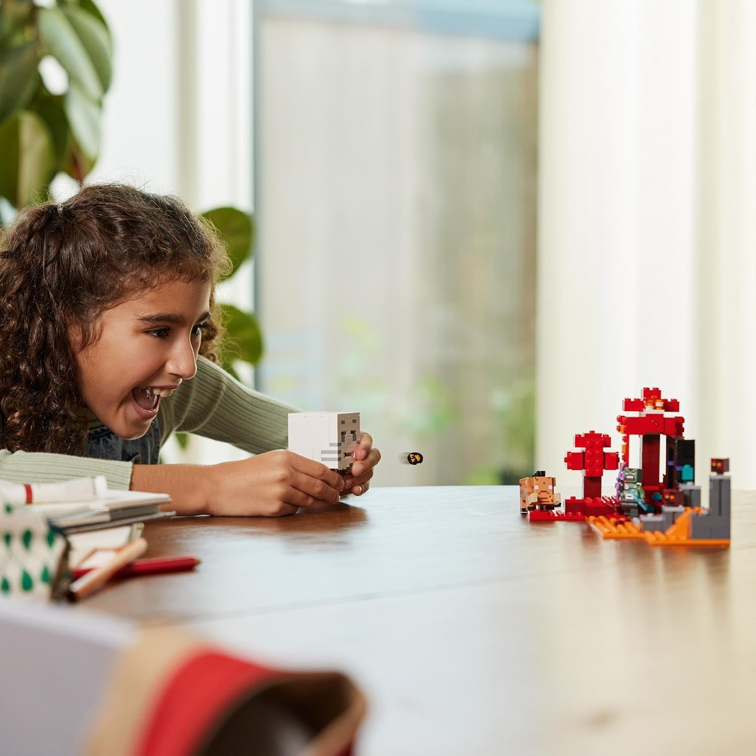LEGO Minecraft Hinderlaag bij het Nether Portal Netherspelspeelgoed voor kinderen met gevechtsscènes en legendarische figuren inclusief Ghast-cadeau voor gamerjongens en -meisjes vanaf 8 jaar oud 21255 Bouwsets Bekijk de LEGO-Store