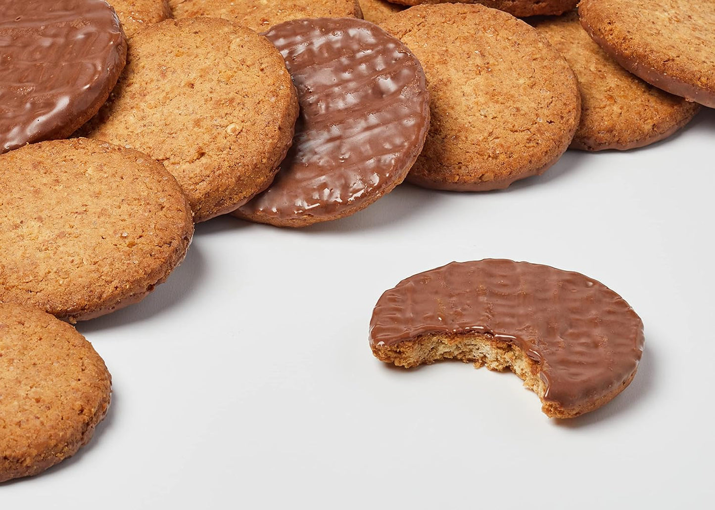 Brandt Hobbits Chocolade 265g Pak - Krokante Volkoren Chocolade Havermoutkoekjes - Knapperig deeg voor het hele gezin - in een praktische koekjesrol