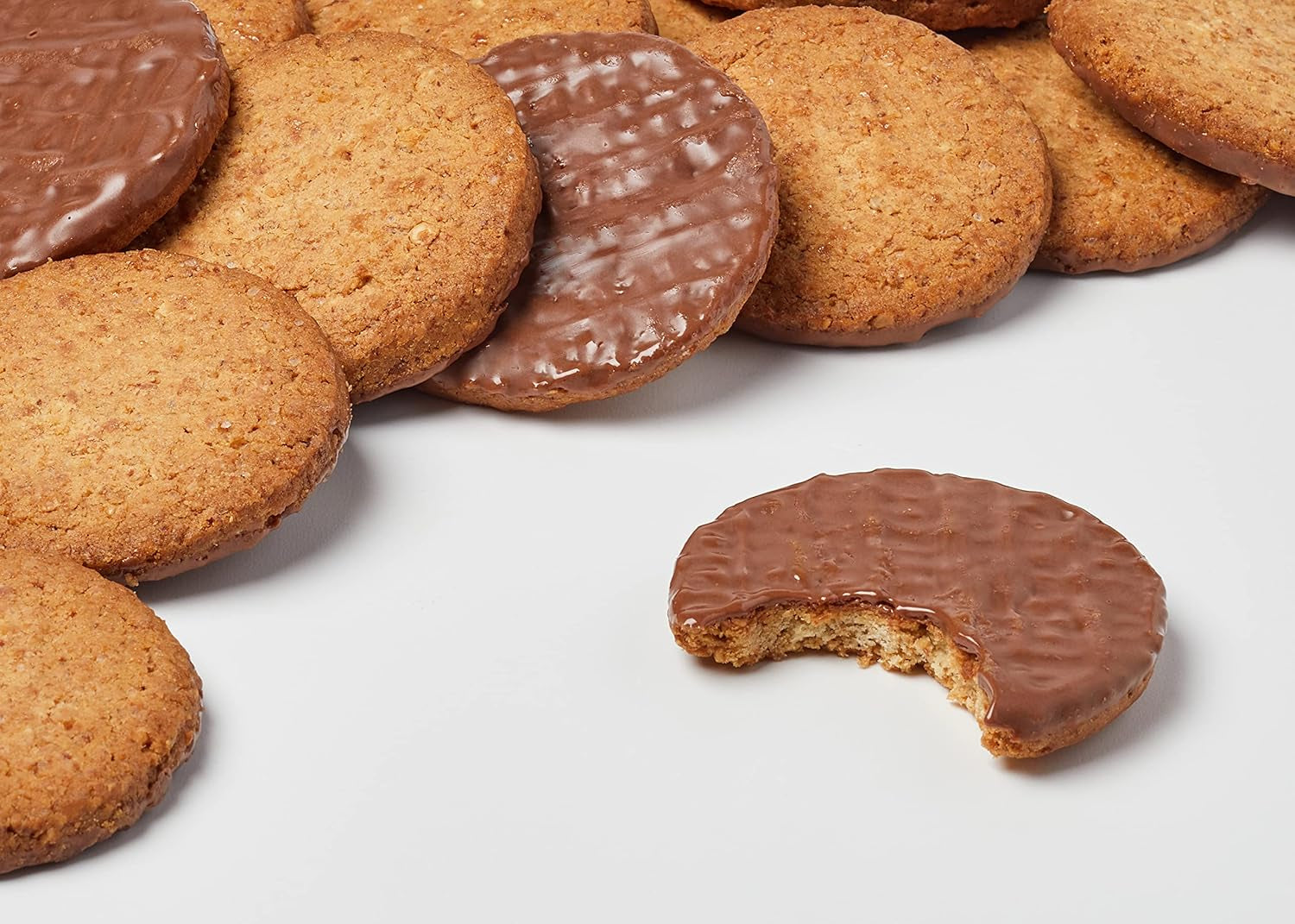 Brandt Hobbits Chocolade 265g Pak - Krokante Volkoren Chocolade Havermoutkoekjes - Knapperig deeg voor het hele gezin - in een praktische koekjesrol
