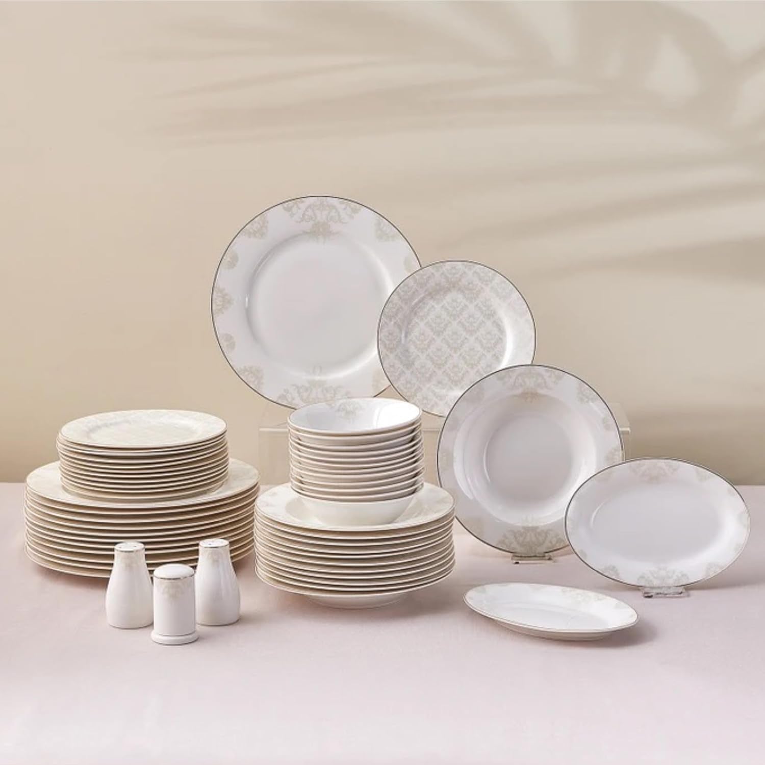 Karaca Elegance Bone Siena Serviesset voor 12 personen, moderne porseleinen serviesset, serviesset met soepkommen, serveerschaal, diepe borden, dessertborden - wit en goud