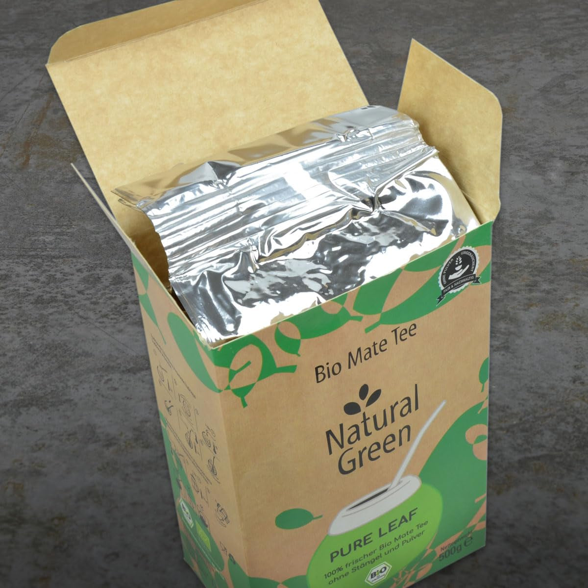 Delicatino - Natuurlijk groen PURE LEAF 500G, biologische yerba mate stengelloos, vers en rookloos, biologisch geteeld, vacuüm verpakt voor maximale versheid