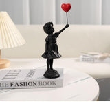 Schattig Ballonmeisje Hars Sculptuur Home Decor Standbeeld Banksy Rood Hart Meisje Ballon Figuur Moderne Kunst Sculptuur voor Tafelblad Plank Decor Beelden en sculpturen Naty Shop