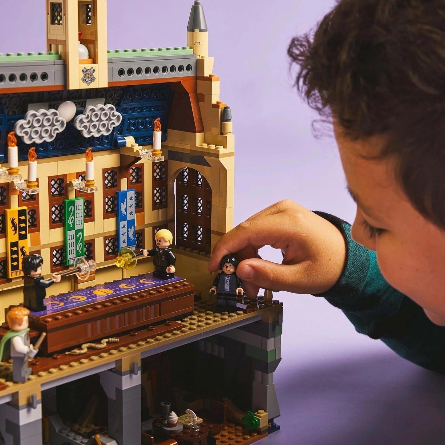 LEGO Harry Potter Hogwarts Castle: Dueling Club-bouwset met 4 minifiguren incl. Draco Malfidus, Gilderoy Smalhart & Severus Sneep, set Met functie Voor jongens en meisjes vanaf 8 jaar 76441 Bouwsets Besuche den LEGO-Store