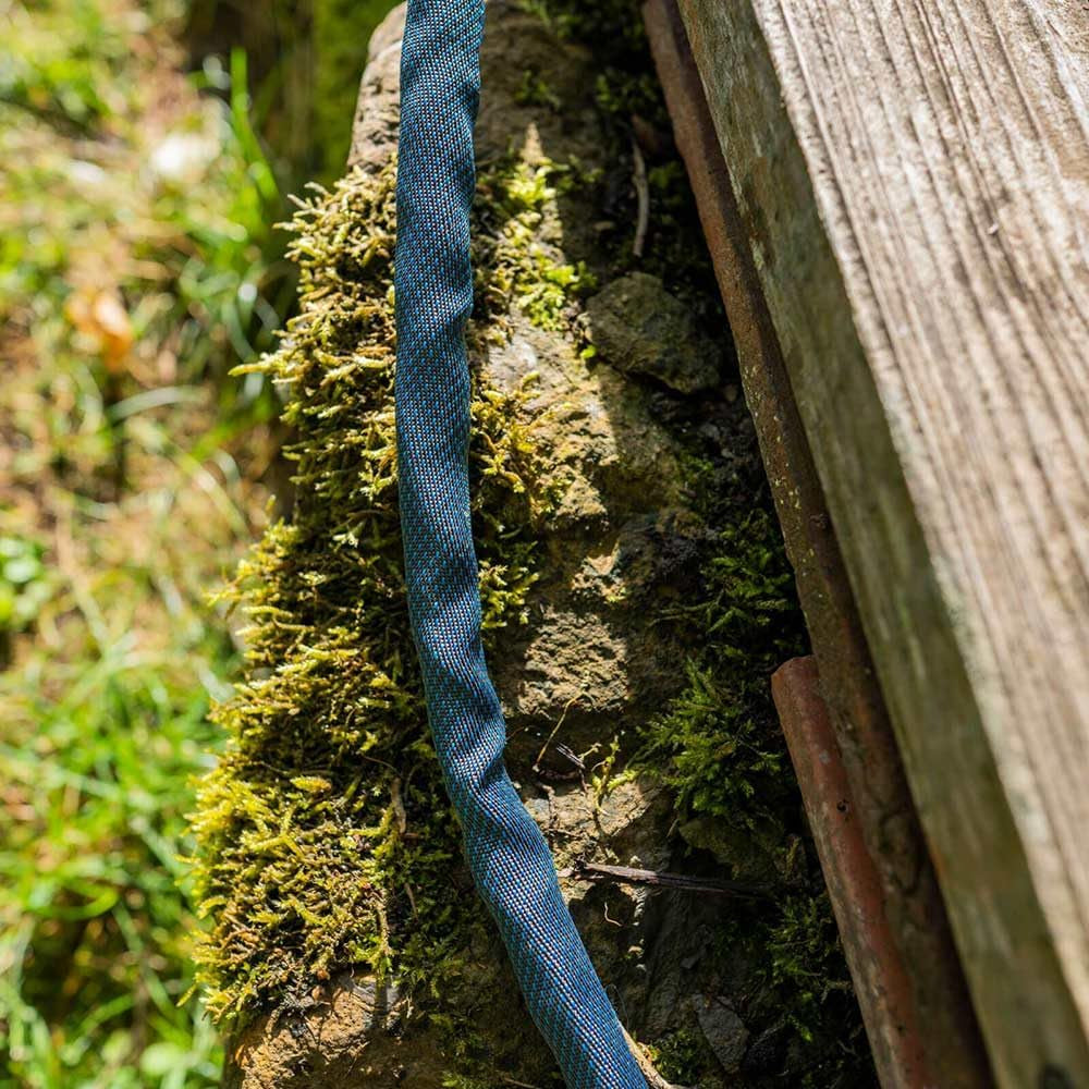 Gardena Liano Xtreme 1/2 inch set, 15m: Extreem robuuste textiel tuinslang met lichtgewicht, weerbestendige PVC binnenslang (18465-20)