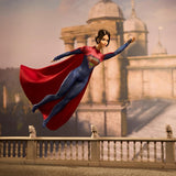 Barbie Supergirl Puppe, Sammlerpuppe uit de Flash Movie Wearing Red and Blue Anzug met omhang, Puppenstandaarden