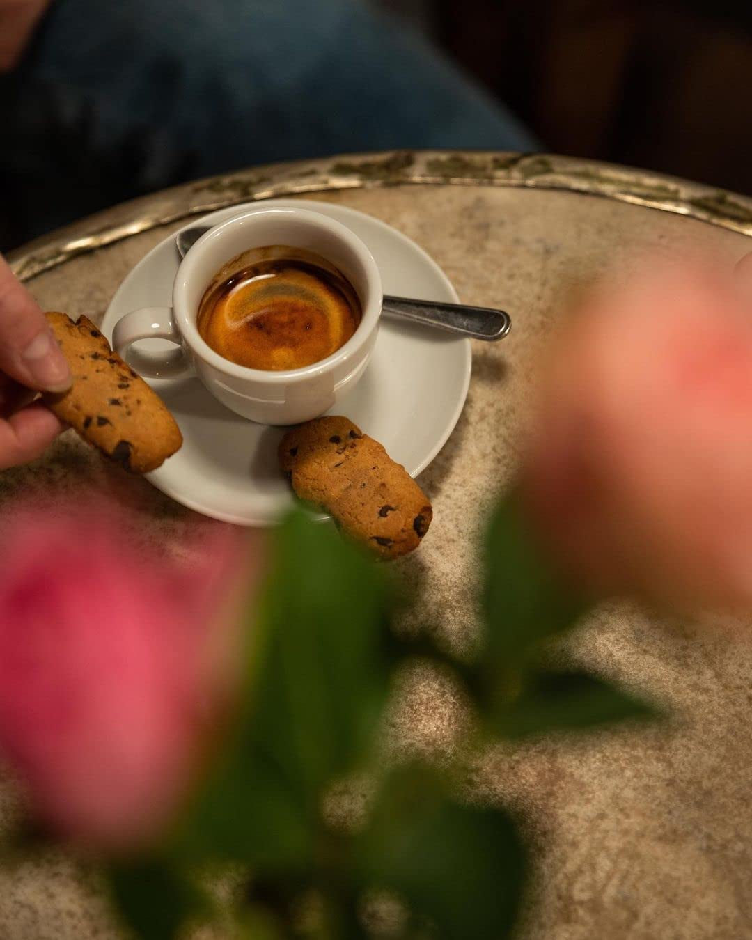 Espresso N°10 van Coffee858 - Sterke en kruidige espressomelange, bestaande uit 70% Arabica bonen uit Brazilië en 30% Robusta (1000g)