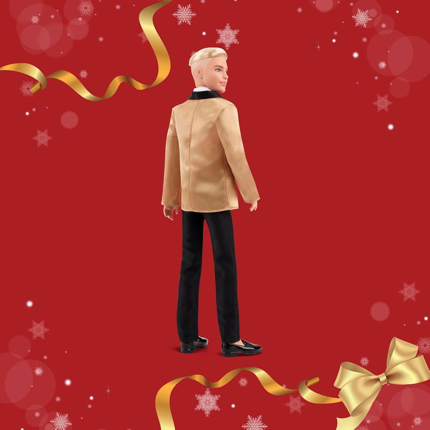 Barbie Signature 2025 Holiday Blonder Ken Modepuppe zum Sammeln in complete Anzug met Goldener Jacke in Einer Verpackung zum Ausstellen en met Puppenständer, JGK55