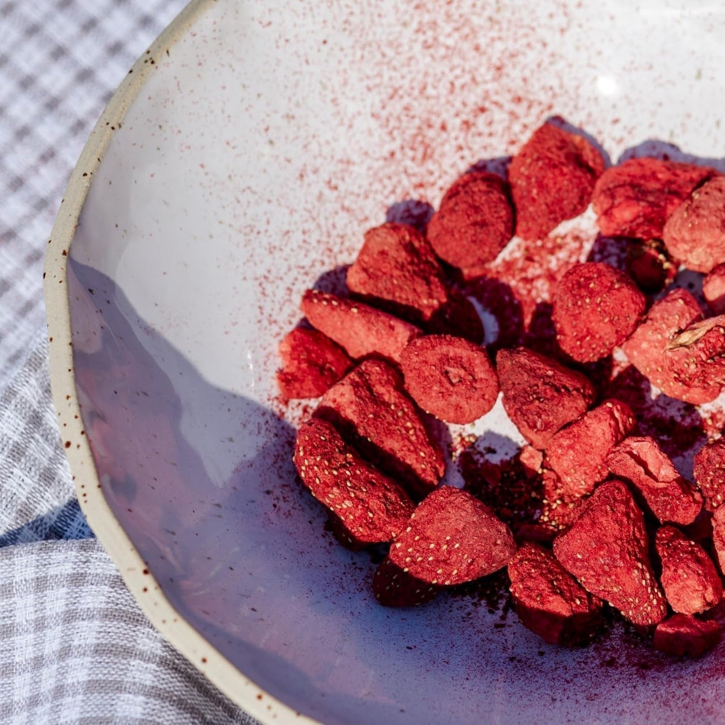 Gevriesdroogd fruit BAM, 40 gram, natuurlijk fruit, perfecte desserts, rijke smaak (aardbei) Gedroogde producten Naty Shop