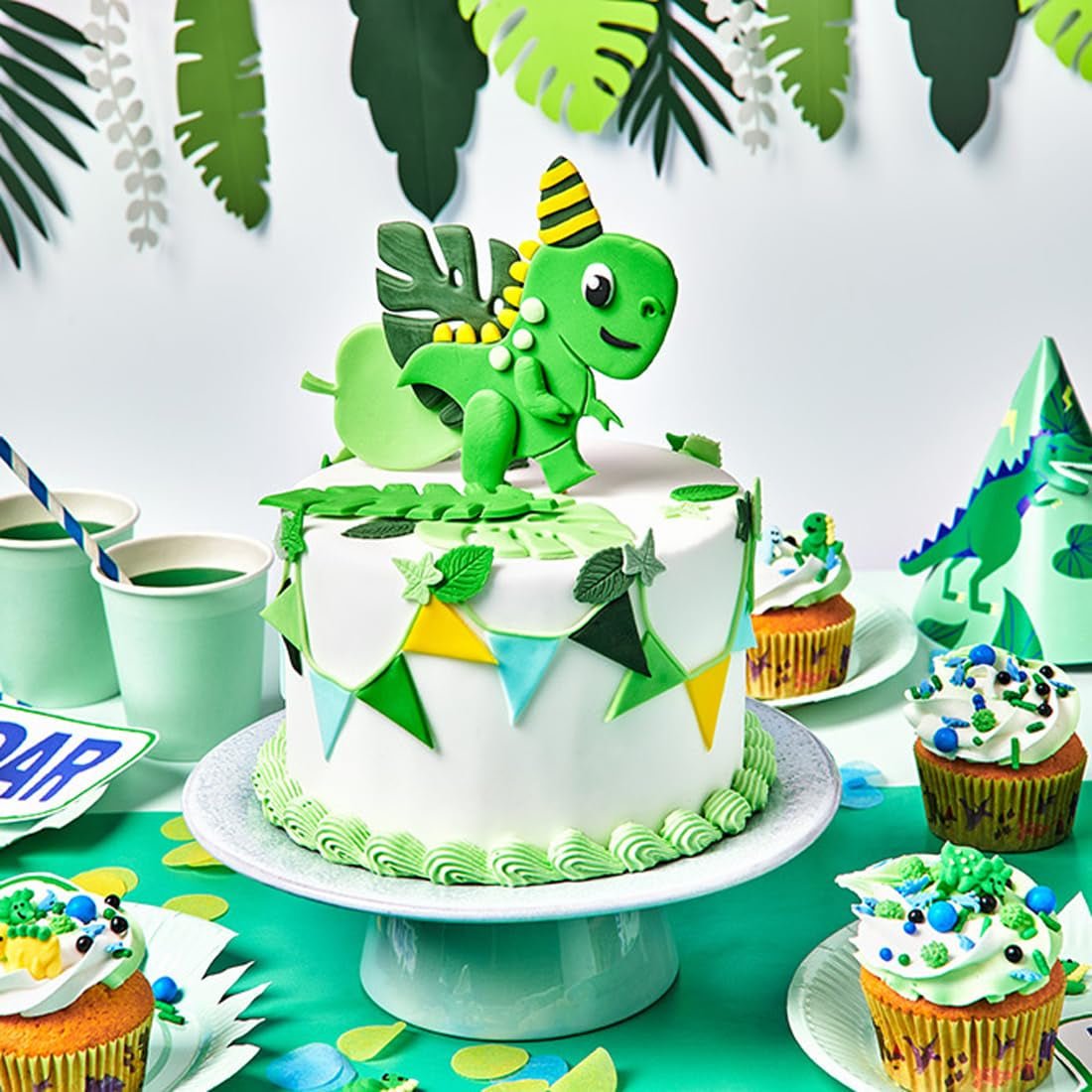 FunCakes Forest Green Rolfondant: Gemakkelijk te gebruiken, glad, flexibel, zacht en buigzaam, perfect voor taartversiering, halal, koosjer en glutenvrij, 250g Naty Shop Suikerpasta