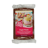 FunCakes Kastanjebruine gelamineerde fondant: Gemakkelijk te gebruiken, Glad, Flexibel, Zacht en Buigbaar, Perfect voor het versieren van taarten, Halal, Kosher en Glutenvrij, 250g Suikerpasta Naty Shop Standaardtitel