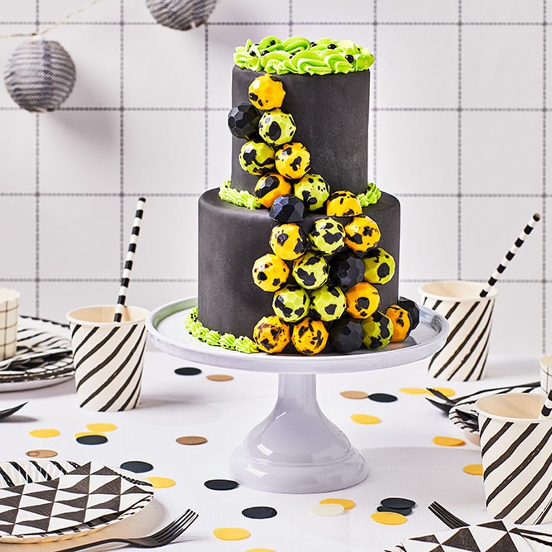 FunCakes Raven Zwart Rolfondant: Gemakkelijk te gebruiken, Glad, Flexibel, Zacht en Flexibel, Perfect voor het Decoreren van Taarten, Halal, Kosher en Glutenvrij, 250g Naty Shop Suikerpasta
