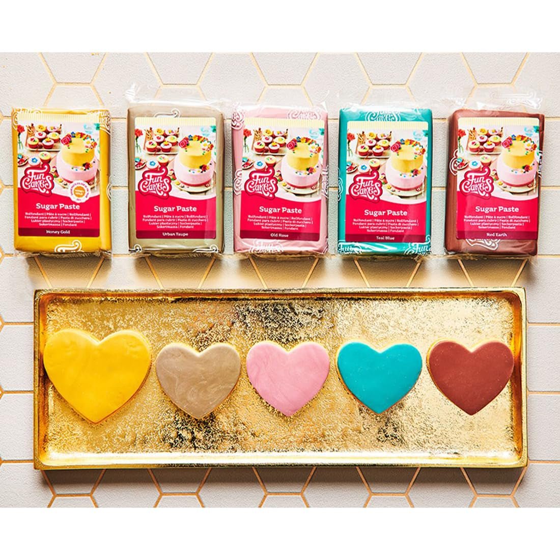 FunCakes Red Earth fondantrol, gemakkelijk te gebruiken, glad, flexibel, zacht en flexibel, perfect voor het decoreren van taarten, halal, koosjer en glutenvrij, 250g pak 1 Naty Shop suikerpasta