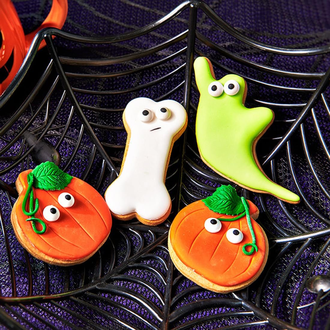 FunCakes Tijger Oranje Gelamineerde Fondant: Gemakkelijk te gebruiken, Glad, Flexibel, Zacht en Buigbaar, Perfect voor Taartdecoratie, Halal, Kosher en Glutenvrij, 250g Naty Shop Suikerpasta