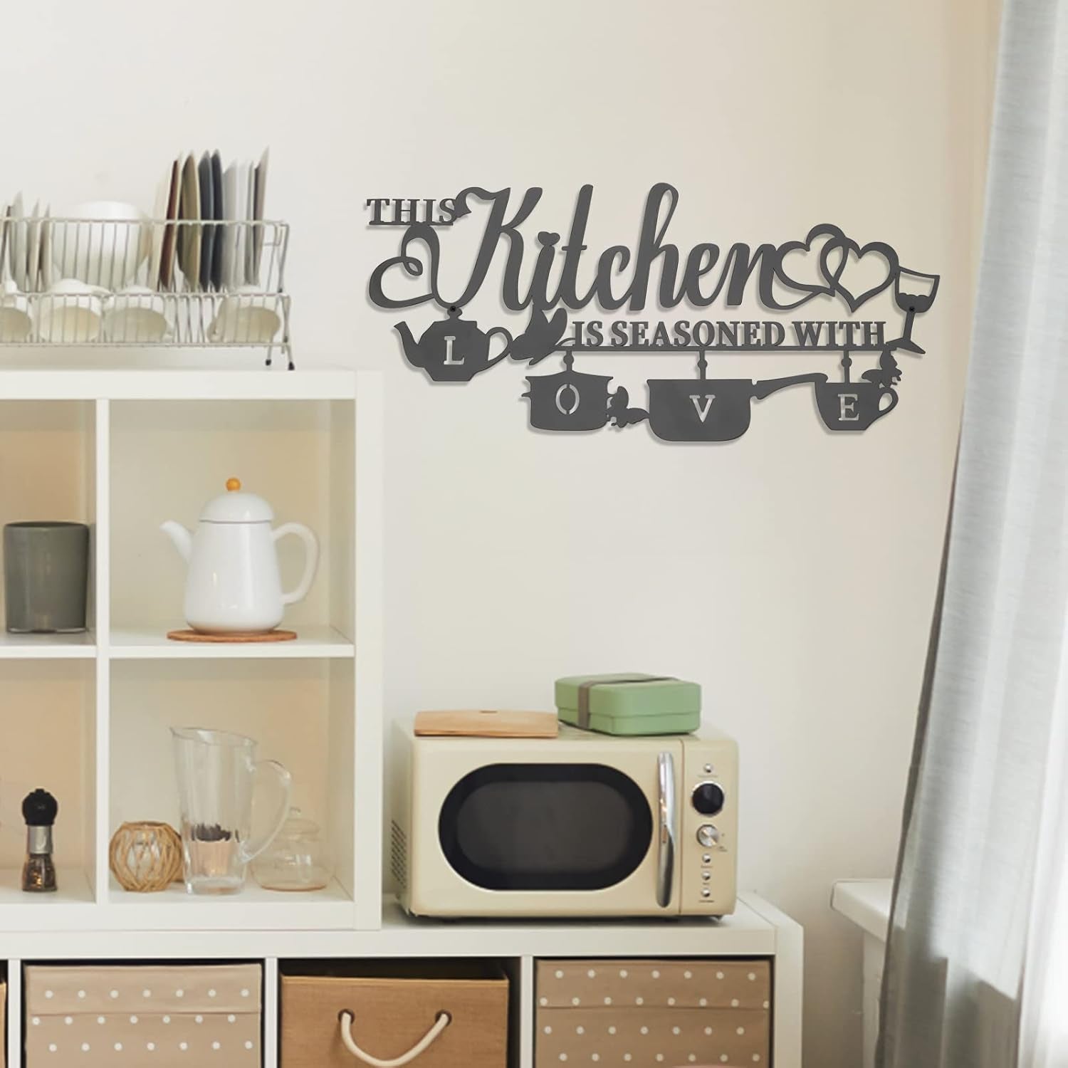 KHayRovies Keuken Wanddecoratie Metaal Deze keuken is gekruid met liefde Zwart woord Naambord Rustiek Ijzer Letters Citaten voor keuken Boerderij Woonkamer Beelden en sculpturen Naty Shop