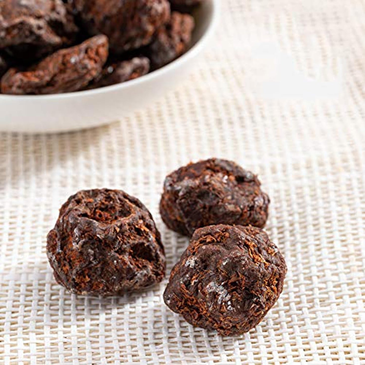 Zoute Zoete Aziatische Pruimen Gebarsten Pruimenconserven 2 Zakken Traditionele Chinese Fruitsnoepjes è¯æ¢... (4,23 oz per zak) Naty Shop Gedehydrateerde Producten
