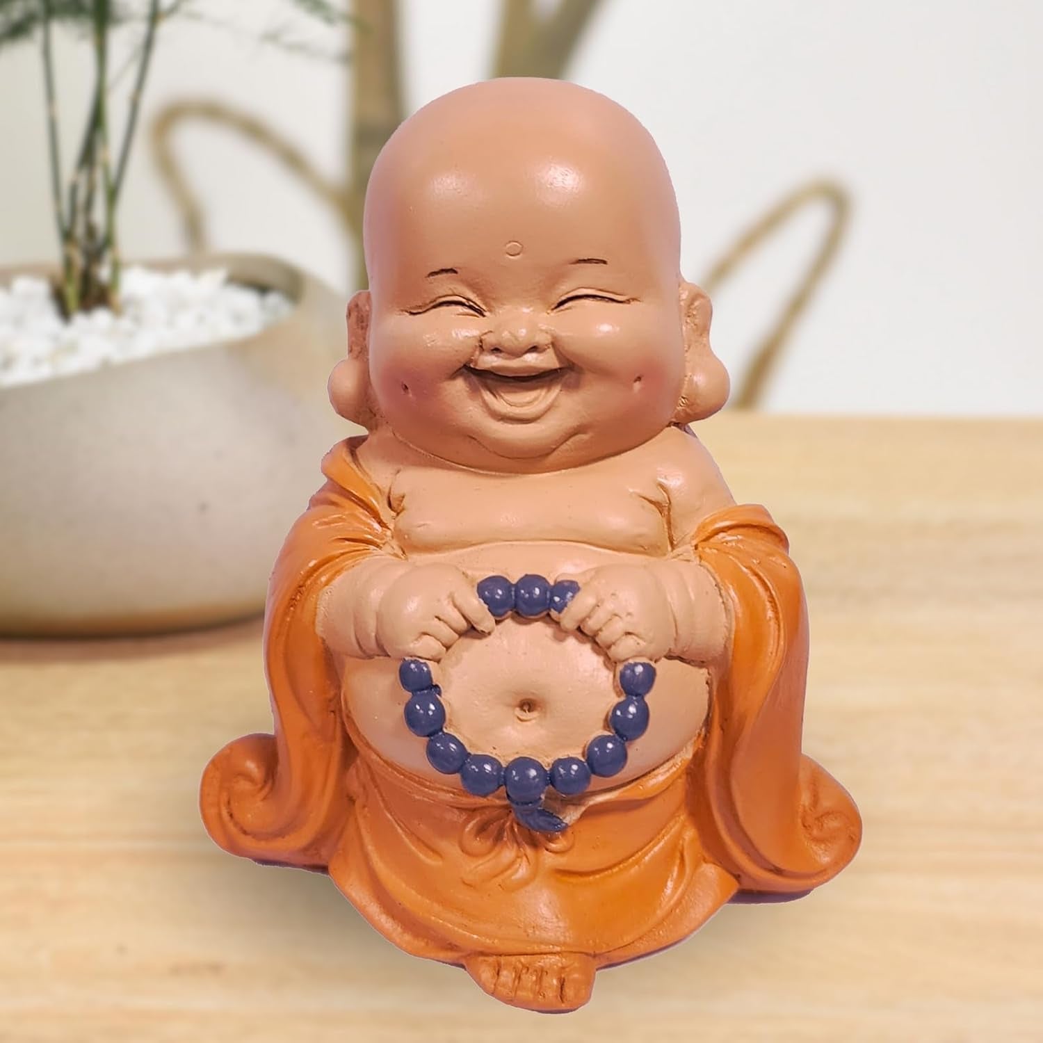 Lachend Boeddhabeeld met rozenkrans - Inspirerend en vrolijk beeldje - Geluksbrenger vol positiviteit - Leuk en spiritueel cadeau-idee - -H 10 cm - Zen'Light Beelden en sculpturen Naty Shop