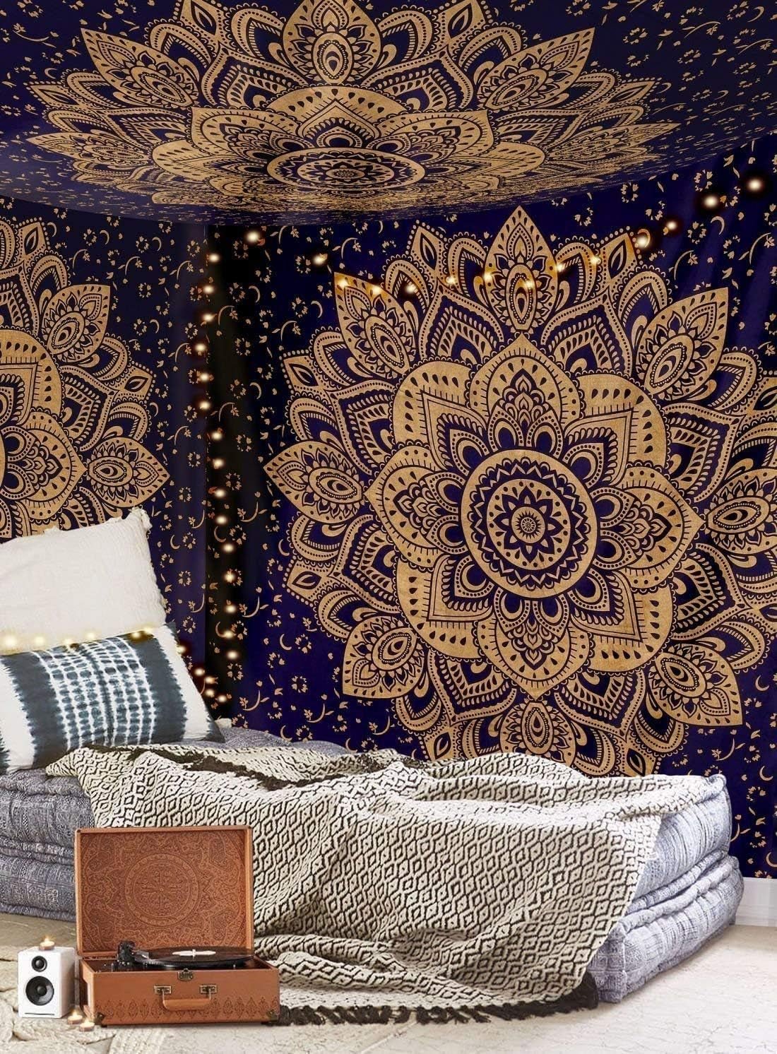 Wandtapijt aakriti gallery katoenen mandala bedovertrek Home - Accessoires en Decoratie Naty Shop Goudblauw 233,7L X 208,3B Cm