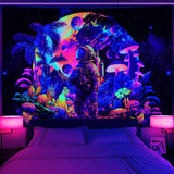 Wandtapijt alishomtll zwart licht astronaut paddestoel fluorescerend botanisch Huis - Accessoires en Decoratie Naty Shop Multi 210L X 150B Cm