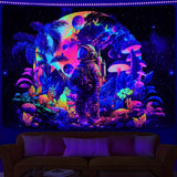 Wandtapijt alishomtll zwart licht astronaut paddestoel fluorescerend botanisch Huis - Accessoires en Decoratie Naty Shop