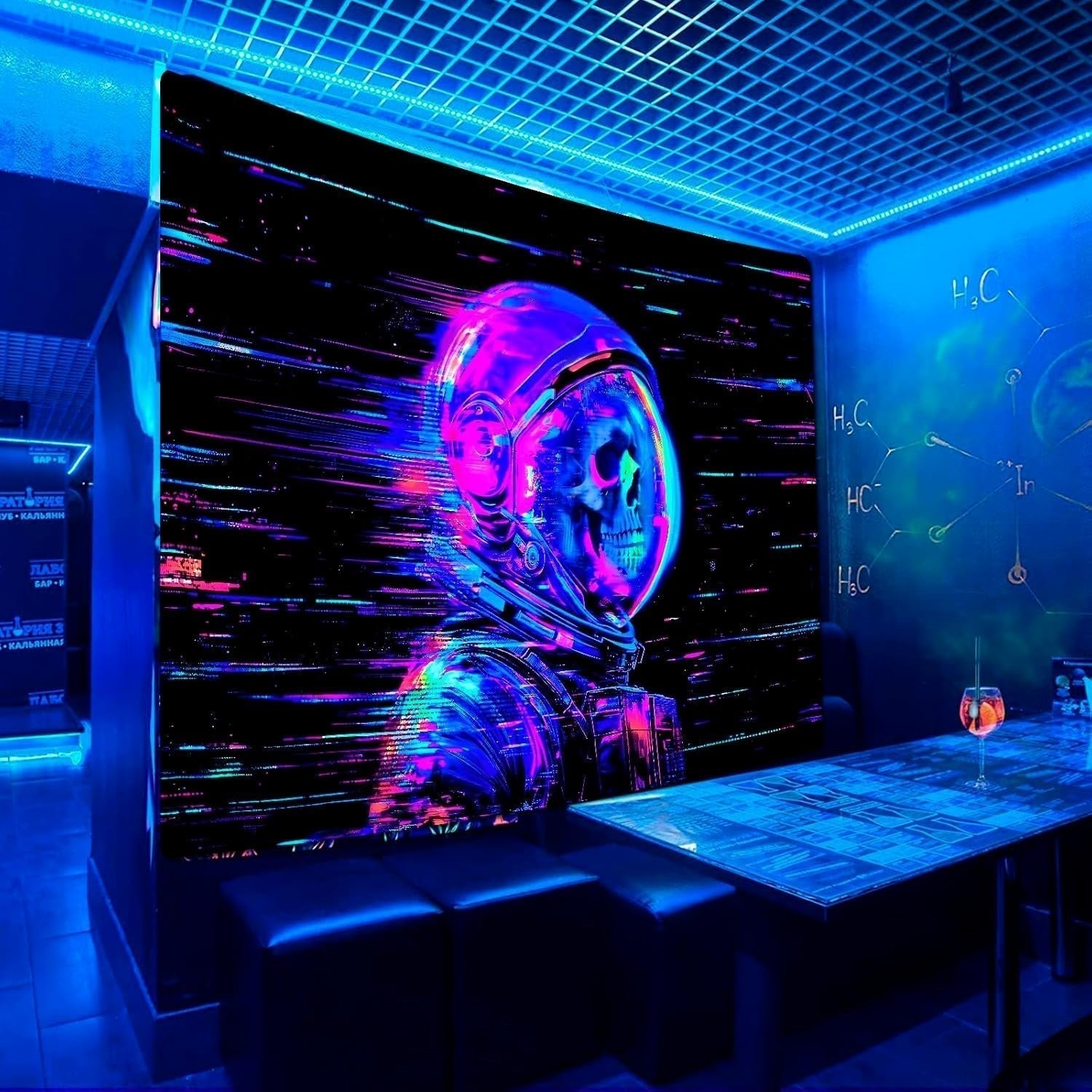 Wandtapijt alishomtll fluorescerende schedel astronaut zwart licht Home - Accessoires en Decoratie Naty Shop