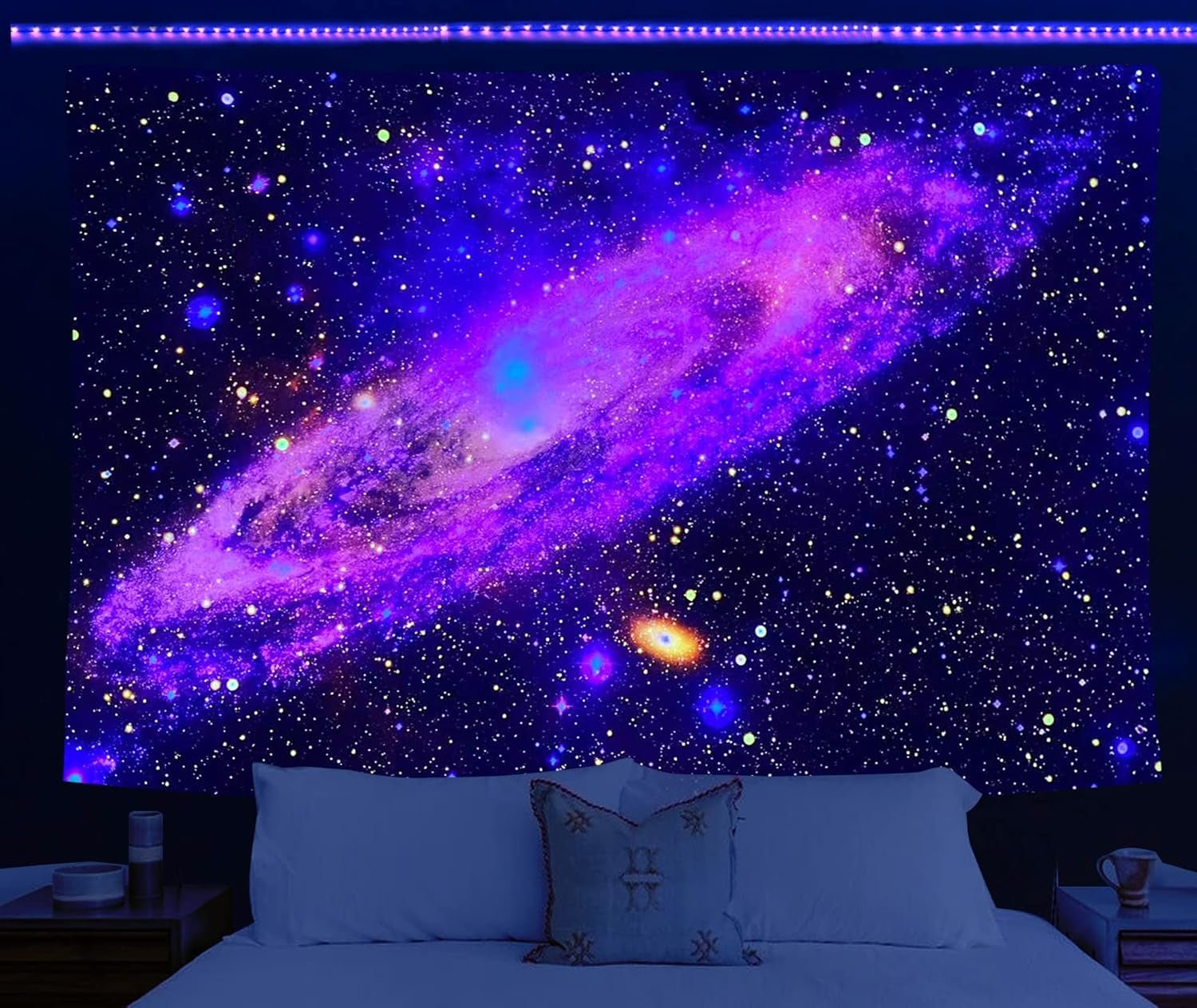 Holavida wandtapijt fluorescerend sterrenstelsel sterrenhemel abstract esthetisch Huis - Accessoires en Decoratie Naty Shop Cosmic Galaxy-A 200L X 150B Cm