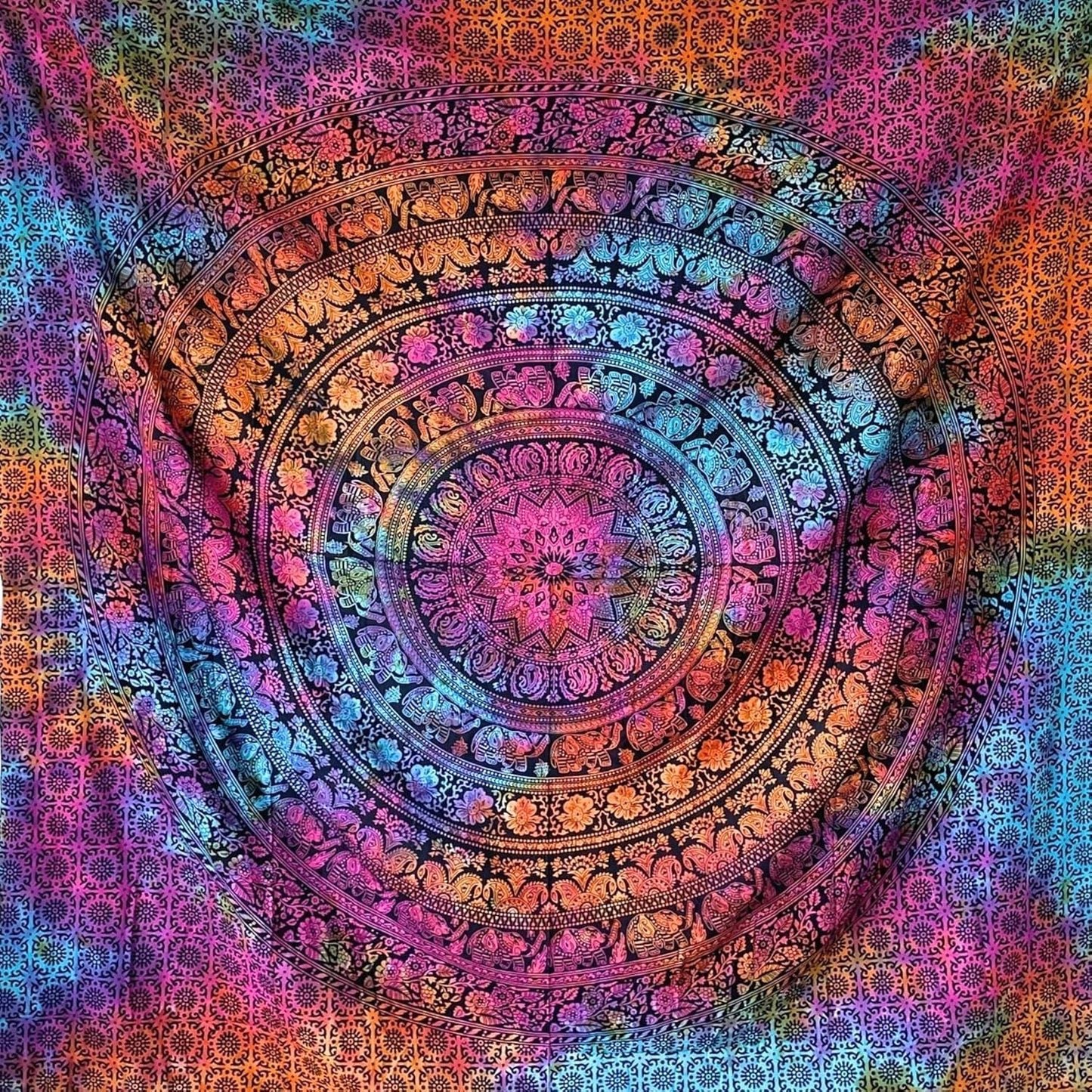 Wandkleed momomus mandala hippie of psychedelisch xxl Home - Accessoires en Decoratie Naty Shop Veelkleurig 16 230L X 210B Cm