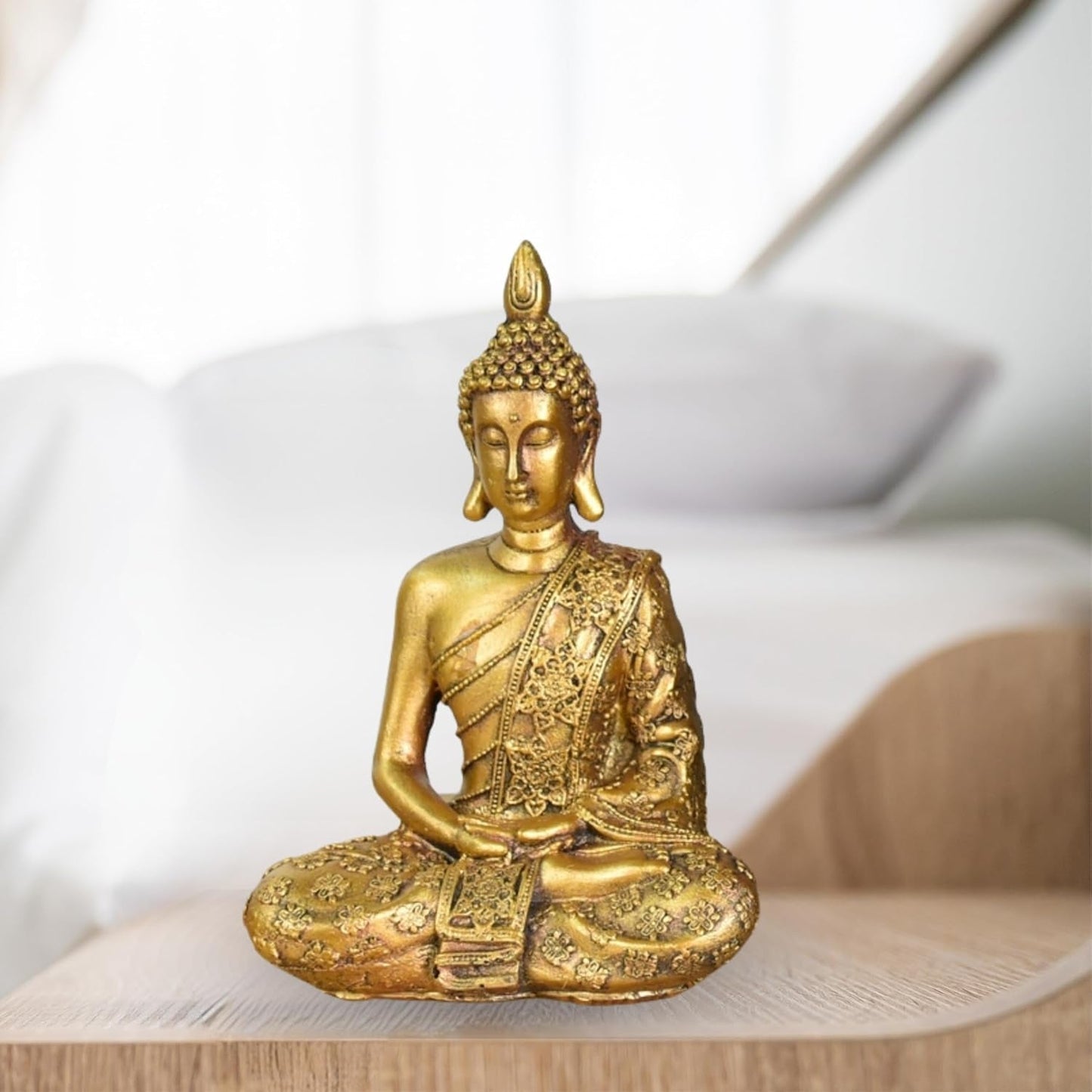 Zen'Light - Beeldje met Boeddhahoofd Sanci - Decoratie voor Zen, meditatie en feng shui - Cadeau voor een ontspannende en spirituele sfeer - Boeddhabeeld - Hoogte: 18 cm - Kleur: goud Beeldjes en sculpturen Naty Shop